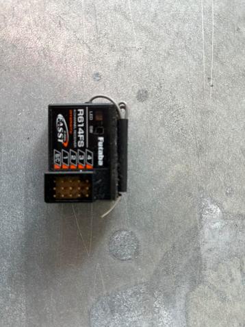 Futaba R614 ontvanger beschikbaar voor biedingen