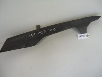 CBF125 2009 - 2012 Honda Kettingcover D1-17053 beschikbaar voor biedingen