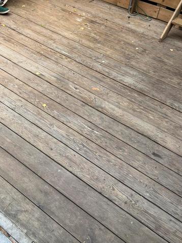 Gebruikte vlonderplanken – in één keer meenemen beschikbaar voor biedingen