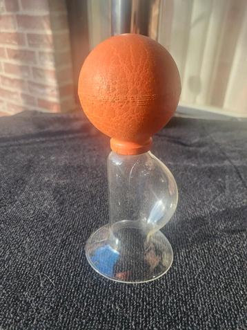 Oude   kolf beschikbaar voor biedingen
