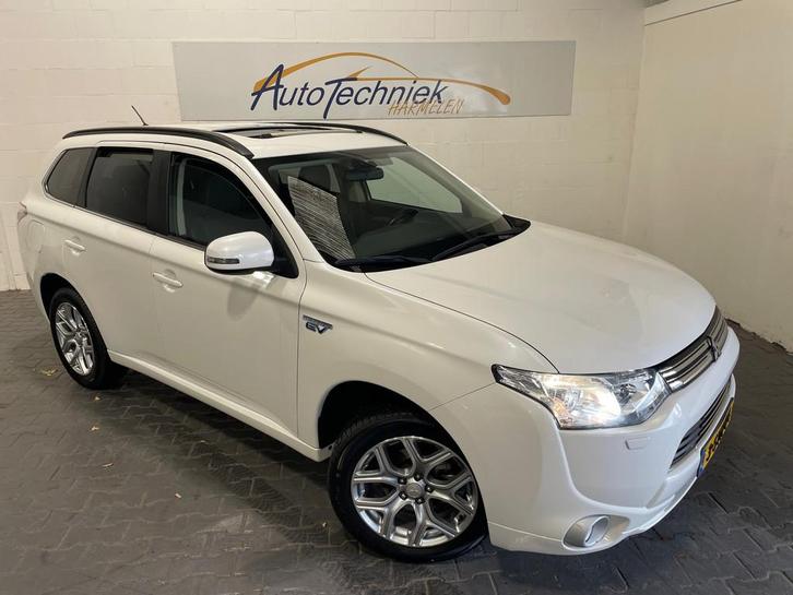 Mitsubishi Outlander 2.0 PHEV Instyle *1e Eig*Nieuwe Accu.*, Auto's, Mitsubishi, Bedrijf, Te koop, Outlander, 4x4, ABS, Achteruitrijcamera