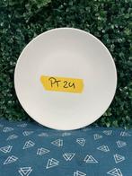 P&T Royal Ware Wit porselein Bord, Keramiek, Nieuw, Ophalen of Verzenden, Bord(en)