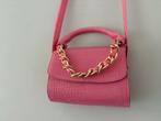Roze hand tasje met goud kleurige ketting, Sieraden, Tassen en Uiterlijk, Tassen | Damestassen, Ophalen of Verzenden, Zo goed als nieuw