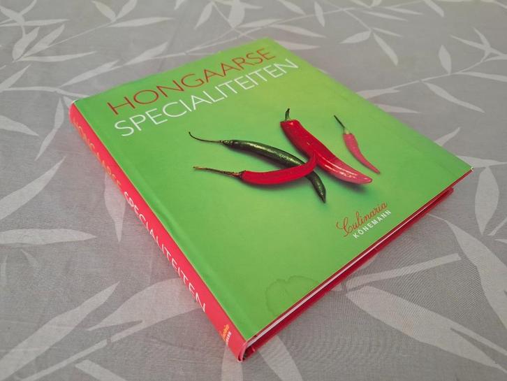 CULINARIA: HONGAARSE Specialiteiten (Könemann), Boeken, Kookboeken, Zo goed als nieuw, Europa, Ophalen of Verzenden