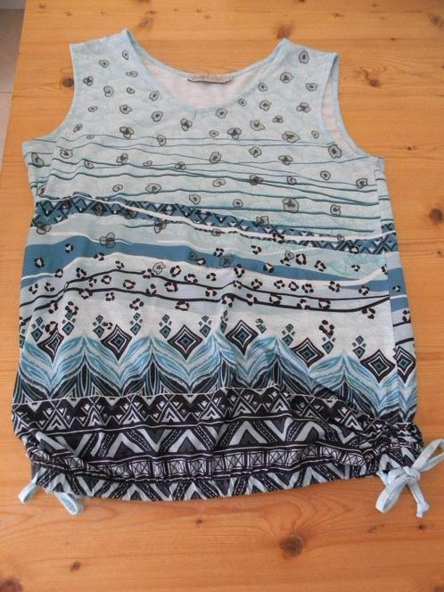 Mooi topje van Dreamstar, Kleding | Dames, Tops, Zo goed als nieuw, Maat 38/40 (M), Blauw, Zonder mouw, Ophalen of Verzenden