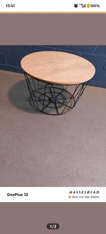 Ronde lektuur bak annex tafeltje 40 cm diameter / 35 cm hoog beschikbaar voor biedingen