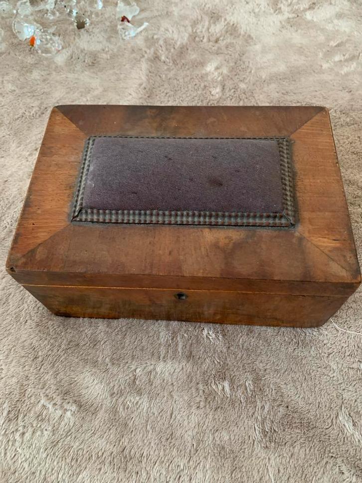 Antieke Houten Naaidoos, Antiek en Kunst, Antiek | Overige Antiek, Ophalen of Verzenden