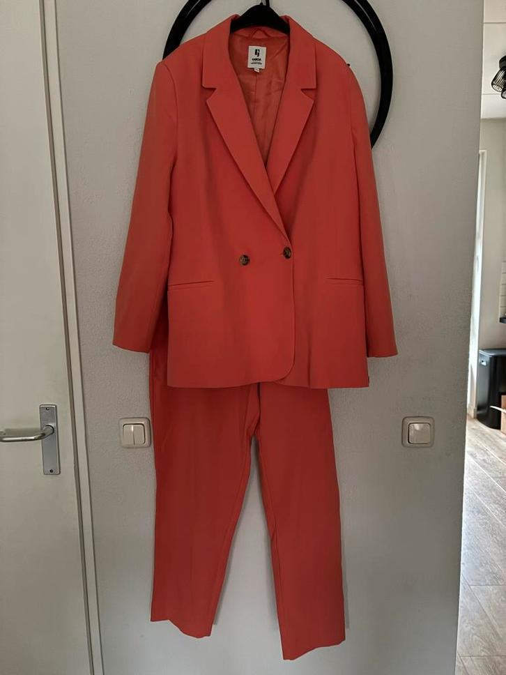 Nieuw García pak XXL zalmroze, Kleding | Dames, Jasjes, Kostuums en Pakken, Nieuw, Kostuum of Pak, Maat 46/48 (XL) of groter, Roze