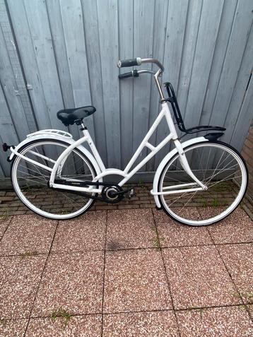 Zeer stevige sparat damesfiets, framemaat 53 cm. beschikbaar voor biedingen
