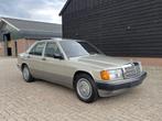 Mercedes-Benz 190 D , 41.000km in nieuwstaat, Auto's, Oldtimers, Metallic lak, Mercedes-Benz, 75 pk, Sedan