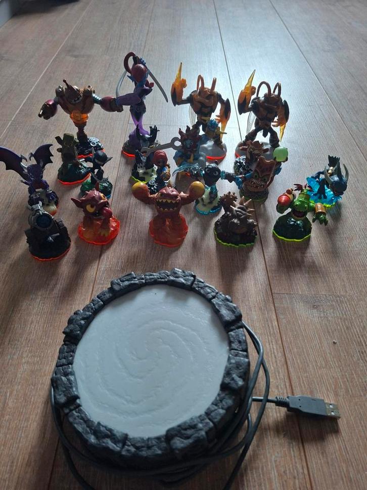 Set skylanders figuren, Kinderen en Baby's, Speelgoed | Actiefiguren, Zo goed als nieuw, Ophalen of Verzenden