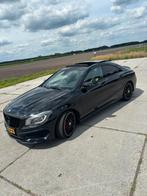 Mercedes-Benz CLA 200 1.6 115KW 7G-DCT (aut) 2013 Zwart, Auto's, Mercedes-Benz, Zwart, 715 kg, Zwart, 1595 cc