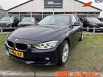 BMW 3-serie 320i Executive AUTOMAAT/NAVIGATIE/18''LMV, Auto's, Automaat, Gebruikt, Euro 6, 4 cilinders