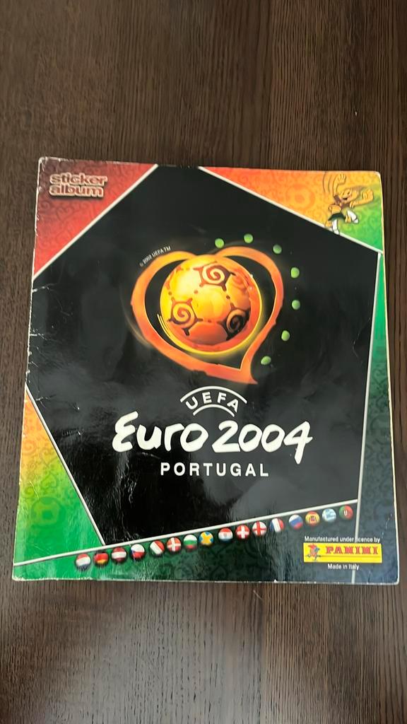 Portugal 2004  eufa  album niet compleet, Verzamelen, Sportartikelen en Voetbal, Poster, Plaatje of Sticker, Ophalen of Verzenden