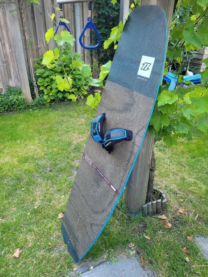 Kitefoil board North Free foil, Watersport en Boten, Kitesurfen, Zo goed als nieuw, Kiteboard, Foil, Ophalen