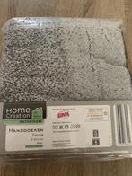 Handdoeken 2 stuks multi color grijs, Huis en Inrichting, Ophalen, Nieuw, Grijs, Handdoek