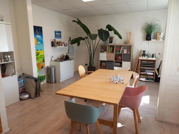 Praktijk/Atelier/Kantoor ruimte te huur in Sneek, Huizen en Kamers, Kamers te huur, Overige regio's, 20 tot 35 m²