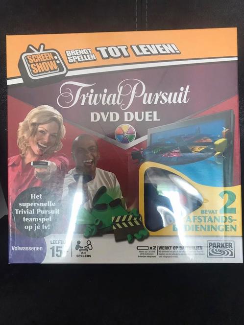 In plastic: Nieuw Trivial Pursuit DVD Duel TV Spel 2-6 pers, Hobby en Vrije tijd, Gezelschapsspellen | Overige, Nieuw, Vijf spelers of meer