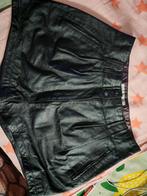 Leren Shorts - Yuppie Stijl - Maat S, Kleding | Dames, Broeken en Pantalons, Kort, Zwart, Nieuw, Ophalen of Verzenden