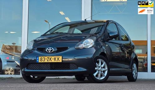 Toyota Aygo 1.0i 12V Plus LM 16'' Elek. pakket Mooi! Garanti, Auto's, Toyota, Bedrijf, Te koop, Aygo, ABS, Airbags, Centrale vergrendeling