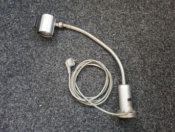 WALDMAN machinelamp met MAGNEETVOET beschikbaar voor biedingen