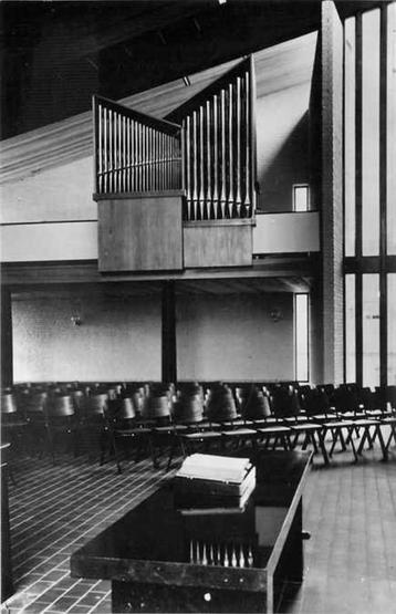 (301-200-015) Dordrecht Andreaskerk beschikbaar voor biedingen