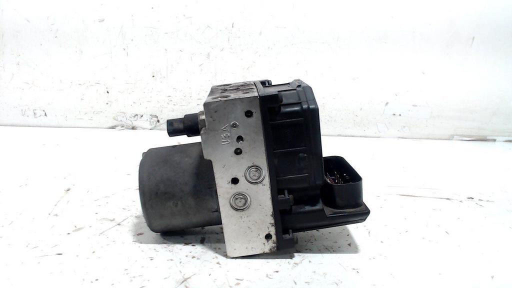 Abs pomp Toyota Corolla, Onderdelen@venauto.nl, Van der Ven Autorecycling B.V., Gebruikt, Ettenseweg 76, 4706 PB Roosendaal, The Netherlands