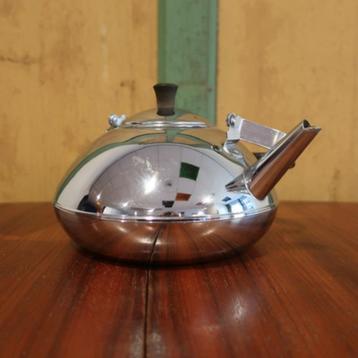 Theepot chroom metaal Bredemeijer Hilversum origineel beschikbaar voor biedingen