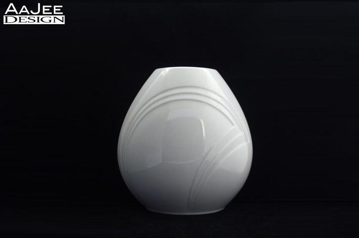 Kaiser vaas - West Germany - Wit - Porselein, Huis en Inrichting, Woonaccessoires | Vazen, Gebruikt, Wit, Minder dan 50 cm, Aardewerk of Porselein