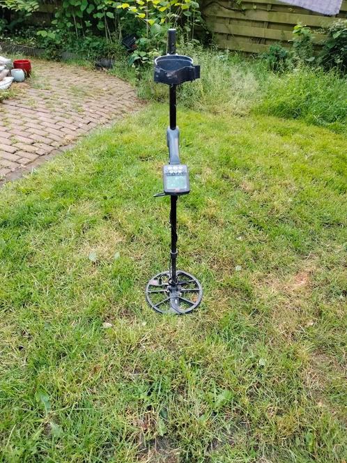 Equinox 800 minelab metaaldetector, Hobby en Vrije tijd, Metaaldetectors, Zo goed als nieuw, Ophalen of Verzenden