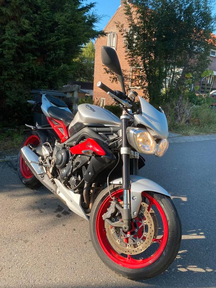 Puntgave Street Triple RX 675 lage KM stand + quickshifter, Motoren, Motoren | Triumph, Particulier, Naked bike, meer dan 35 kW