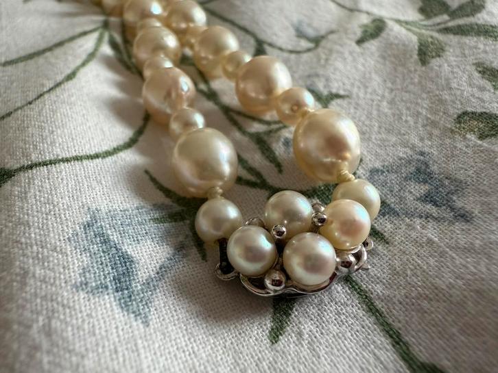 Vintage Gouden Parelketting, Sieraden, Tassen en Uiterlijk, Kettingen, Zo goed als nieuw, Goud, Wit, Met edelsteen, Ophalen of Verzenden