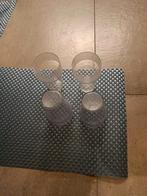 4 kunststof bierglazen 5 euro, Ophalen of Verzenden, Zo goed als nieuw