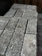 Grijze betonklinkers +/- 2,5 m2, Tuin en Terras, Ophalen, Gebruikt, Klinkers, Minder dan 5 m²