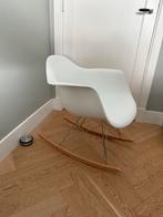 Witte schommelstoel, Ophalen of Verzenden, Zo goed als nieuw