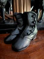 Schitterende antieke victoriaanse knooplaarsjes., Verzenden