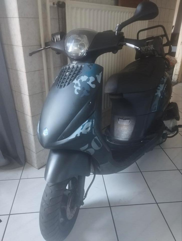 Piaggio zip 80cc 4t 2v, Fietsen en Brommers, Scooters | Piaggio, Zip, Benzine, Ophalen