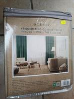 Groene velours gordijnen 3 stuks 140x250, Huis en Inrichting, Stoffering | Gordijnen en Lamellen, Ophalen of Verzenden, Nieuw
