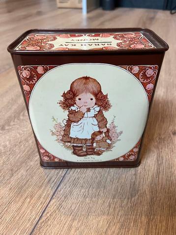 Sarah Kay vintage retro spaarpot blikje beschikbaar voor biedingen