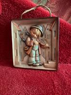 Goebel Hummel ❤️ Plaquette Jongen met Viool, Verzamelen, Ophalen of Verzenden, Zo goed als nieuw, Hummel