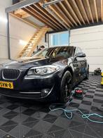 BMW 5-Serie 520i 184pk Aut. 2011 Grijs, Auto's, Achterwielaandrijving, 4 cilinders, 2000 kg, Origineel Nederlands