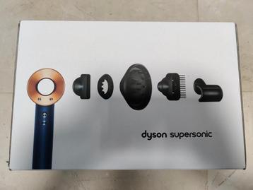 Gloednieuwe Dyson supersonic - koper blauw (incl opbergdoos) beschikbaar voor biedingen