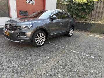 Volkswagen T-Roc 1.5 TSI Sport trekhaak digit dash - AC-CC beschikbaar voor biedingen
