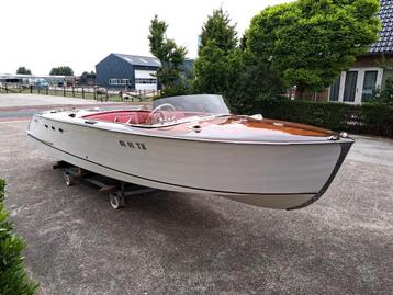 Prachtige Swisscraft runabout  beschikbaar voor biedingen