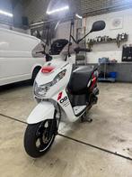 Peugeot Kisbee scooter, Fietsen en Brommers, Scooters | Peugeot, Ophalen, Zo goed als nieuw, Benzine, Overige modellen