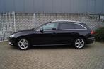 Audi A4 Avant 40 TFSI Advanced Edition Autom Sp € 25.950,0, Auto's, Audi, Automaat, Stof, Gebruikt, 4 cilinders