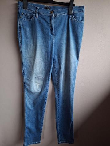 Nieuwe blauwe stretch jeans van Michèle, maat 42 beschikbaar voor biedingen