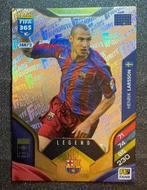 Panini Fifa365 2026 FANS’ FAVOURITE LEGEND LARSSON BARCELONA, Verzenden, Zo goed als nieuw, Plaatje