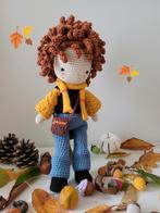 Gehaakte pop Sidonie met 3 setjes kleding. Nieuw Handgemaakt, Ophalen of Verzenden, Nieuw