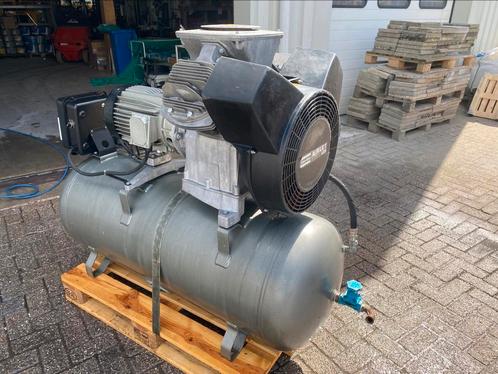 Onverwoestbare Atlas Copco LE9E, Doe-het-zelf en Verbouw, Compressors, Gebruikt, 6 tot 10 bar, 100 liter of meer, Ophalen